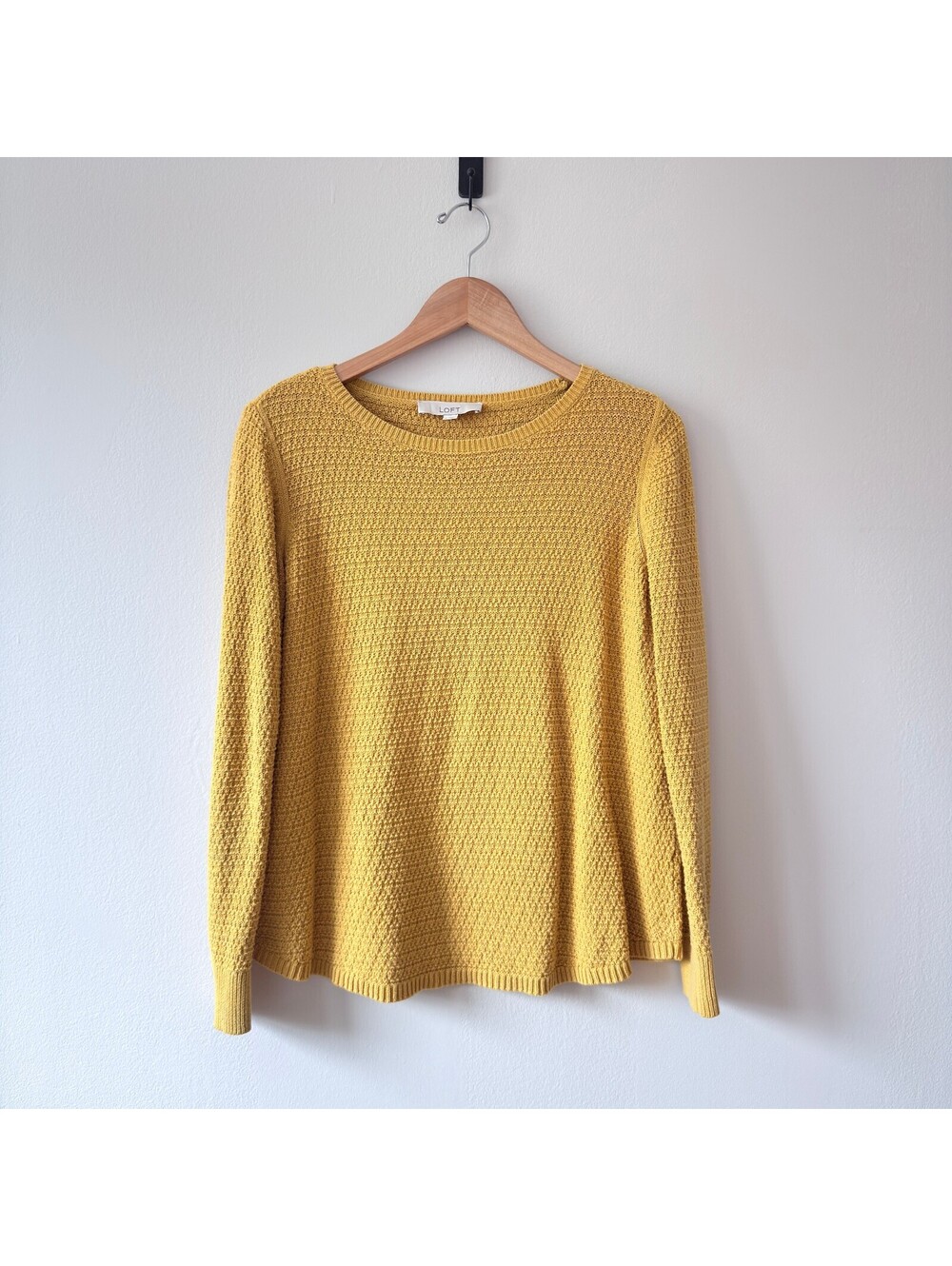 LOFT Mustard Waffle Knit Cotton Sweater Women's Size L Long Sleeve Crew Neck